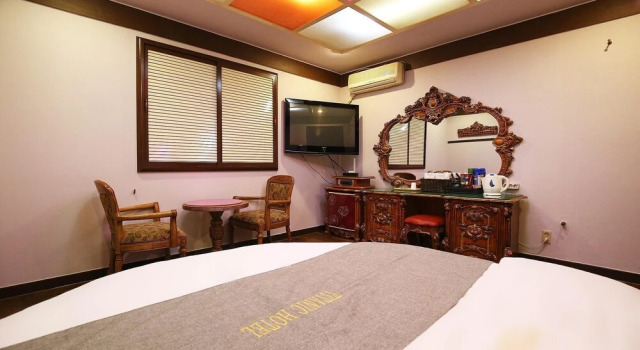 Chungju Titanic, Prenota Hotel Chungju Chungcheongbuk-Do
