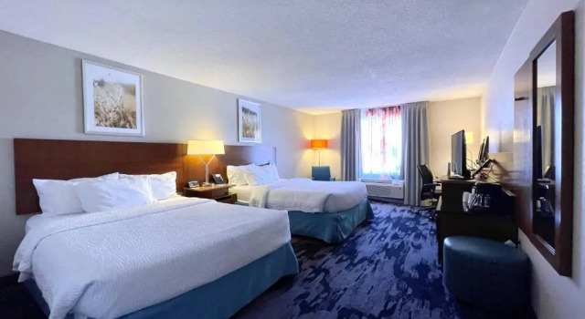 Четырёхместный номер Standard Fairfield Inn & Suites Jackson Airport