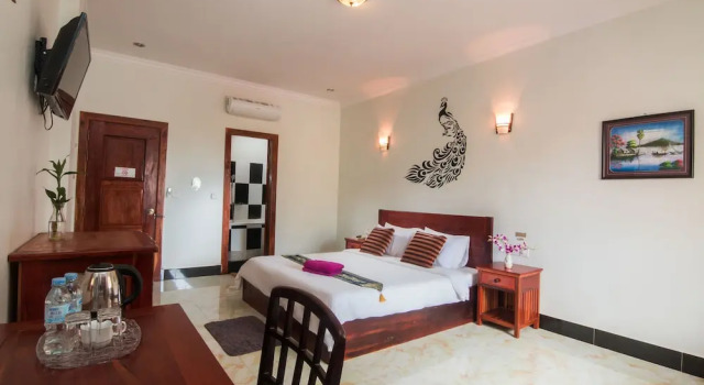 Двухместный номер Deluxe с балконом и с видом на реку Angkor Udom Guesthouse