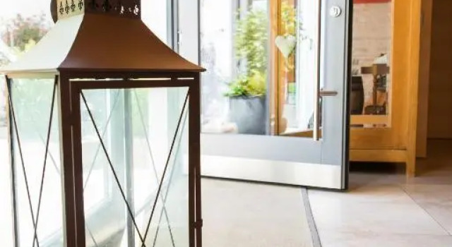 Ame de la Terre, Rezerwuj Hotel  