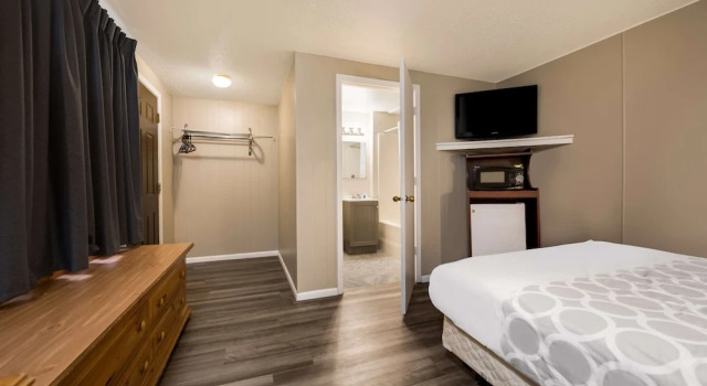Standard Zimmer Rodeway Inn