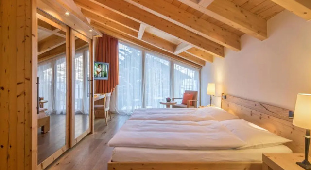 Двухместный номер Deluxe The Phoenix Fitness Hotel & free Spa Access at Alpen Resort