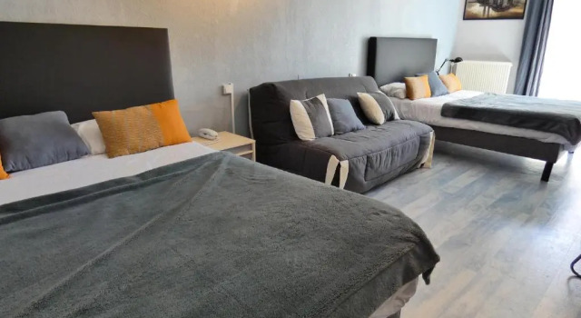 Семейный номер Standard Logis Hôtel Emeraude