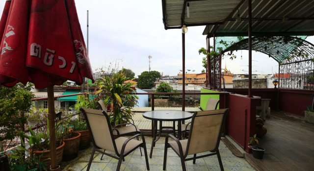 Yor Ying Hostel, Забронировать Хостел Phra Nakhon Бангкок, рядом с Банглампу