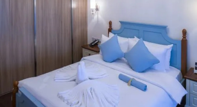 Люкс c 1 комнатой с балконом и с видом на море Evergrande Garden Apartment Hotel Haikou Bay
