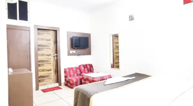 Номер Standard Goroomgo Edge Homestay Mahipalpur