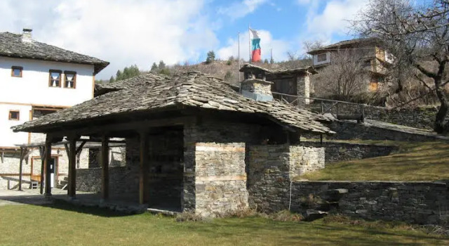 Family Hotel Byalata Kashta, Réserver Hôtel Kovatchevitsa Blagoevgrad