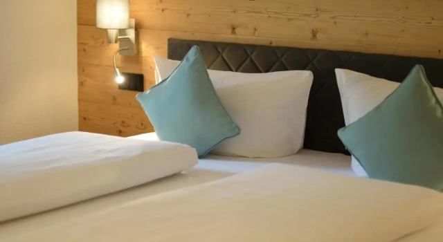 Ferienwohnung Sherin, Prenota Hotel Hotel a Lechtal con parcheggio, Parcheggio