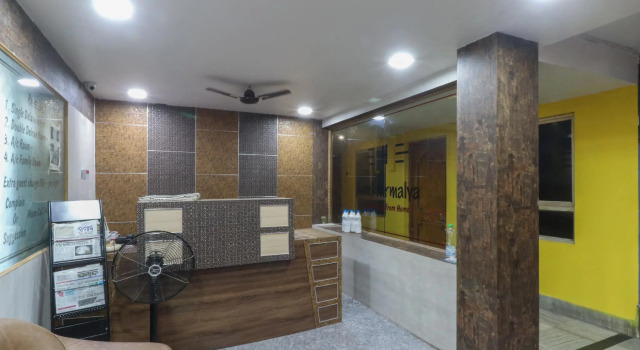 SPOT ON 35444 Hotel Nirmalya, Varaa Hotelli Hotellit Brahmapur aamiaisella, Aamiainen