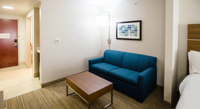 Люкс c 1 комнатой Holiday Inn Express & Suites Knoxville-Farragut by IHG