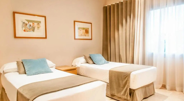 Четырёхместный номер Standard Hotel Costabella