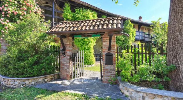 Коттедж с 3 комнатами Cascina del Tempo Sospeso