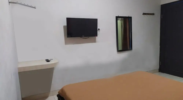 Номер Standard OYO 2654 Yulia Guesthouse Near Kopi Bajawa Flores NTT Tebet