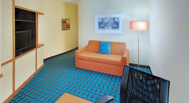 Двухместный люкс Fairfield Inn & Suites Austin University Area