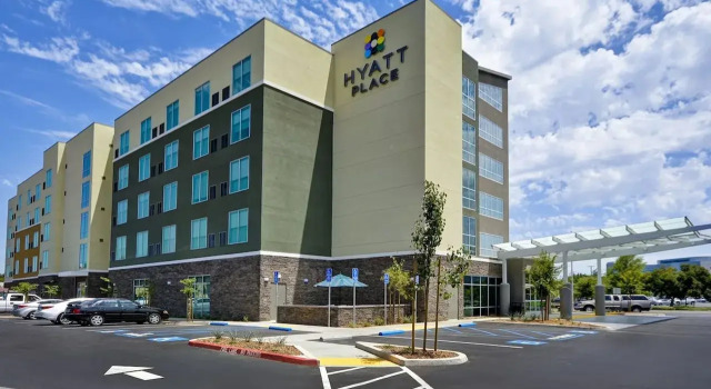 Hyatt Place Fresno