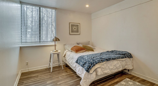 Extended Stay in the Valley: Gated & Convenient, Забронировать Апартаменты/квартира Лос-Анджелес Большой Лос-Анджелес