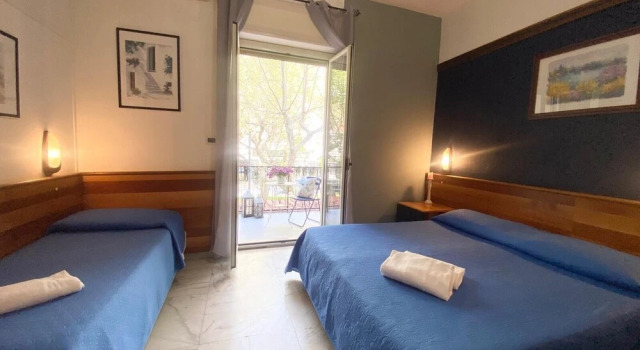 Трёхместный номер Superior Hotel Praja Mare