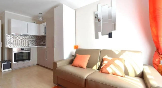 Orange Studio Paris Disneyland