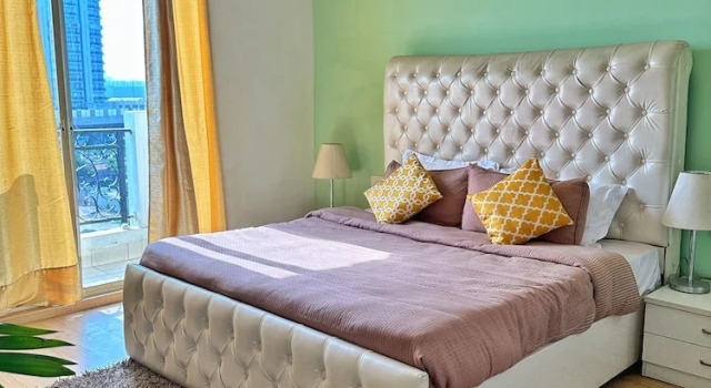 Flamingo Hotel Sector 67, Забронировать Отель Гургаон 