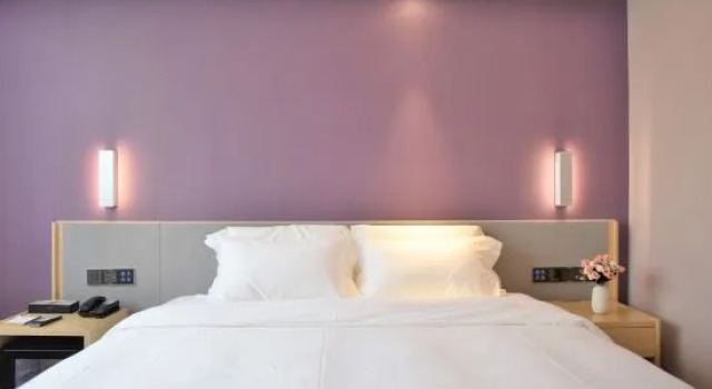 Двухместный люкс Deluxe с видом на улицу Lavande Hotel (Guangzhou Jiahe Wanggang Metro Station)