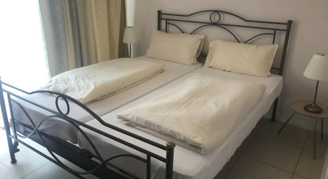 Семейный люкс с балконом Munich Downtown Suites