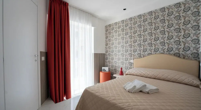 Номер Standard с балконом и с видом на внутренний двор P.C. Boutique H. Vesuvius, Napoli Centro, by ClaPa Group