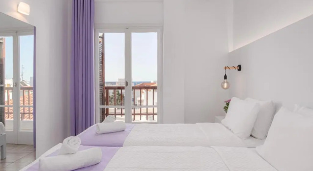 Двухместный номер Standard с балконом Venus Minimal Hotel