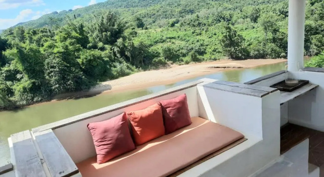 Двухместный номер Deluxe с видом на горы Chasorn Riverside Resort