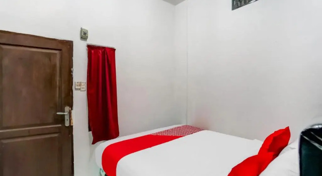 Двухместный номер Standard Hotel O Wilson HomestayNearRSU Bunda Thamrin