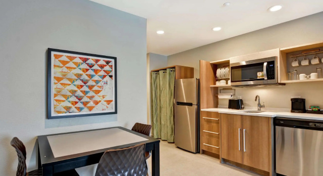 Двухместный люкс Home2 Suites By Hilton Daytona Beach Speedway