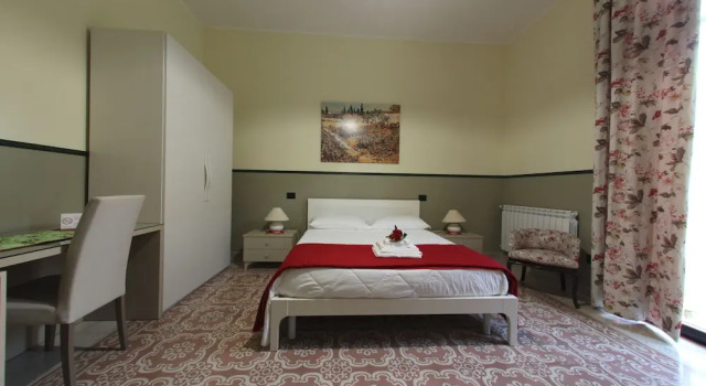 Трёхместный номер Standard с балконом Villa Lavinia