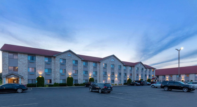 Wingate by Wyndham Wisconsin Dells Waterpark, Забронировать Отель Отели The Dells 3 звезды, 3*
