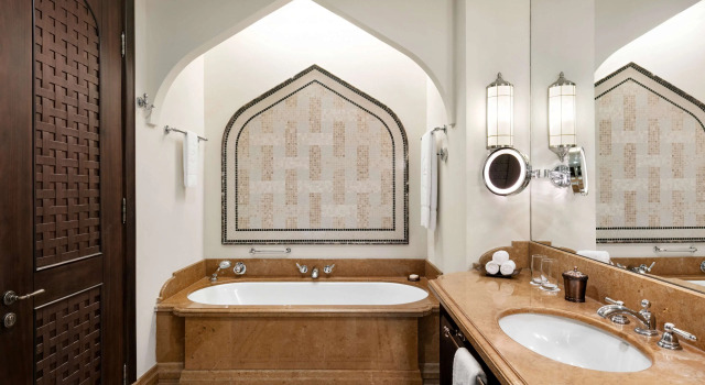 Двухместный номер Horizon Club Deluxe с балконом Отель Shangri-La, Qaryat Al Beri, Abu Dhabi