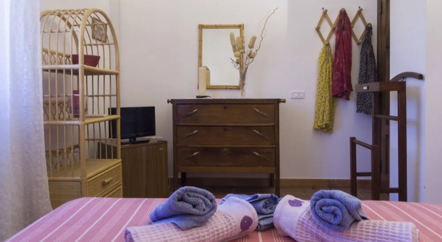 Villa Tresino Appartamenti B&B, Book Bed and Breakfast Hoteller i Castellabate med pool, Swimmingpool