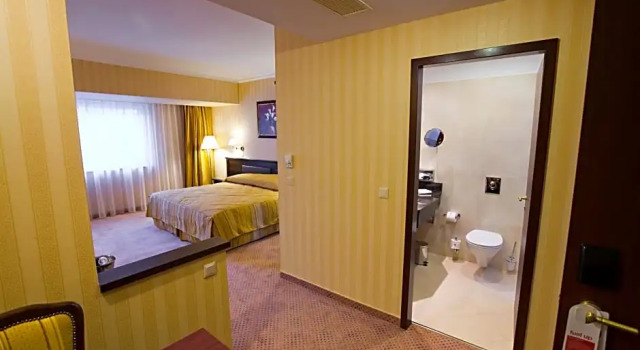 Двухместная студия Ramada Hotel & Suites by Wyndham Bucharest North