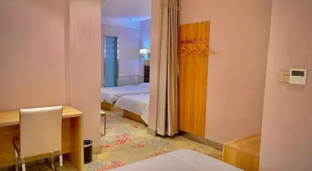 Люкс Comfort Qicai Danxia Wenzheng Holiday Hotel