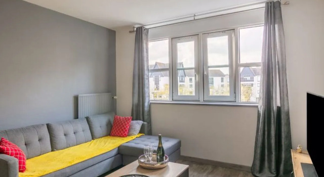 Apartment Les grands jardins, Rezerwuj Apartament Saint-Malo 