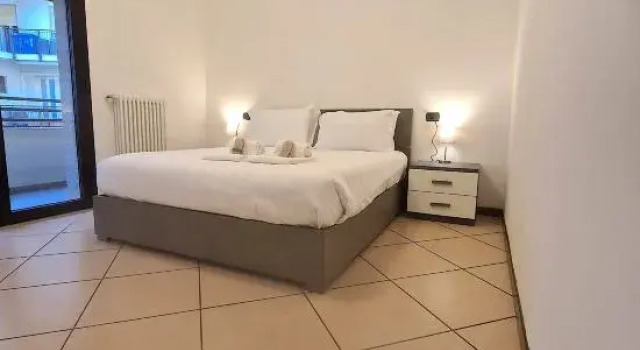 Апартаменты Central Apartment Caniggia 1 With Terrace in Como