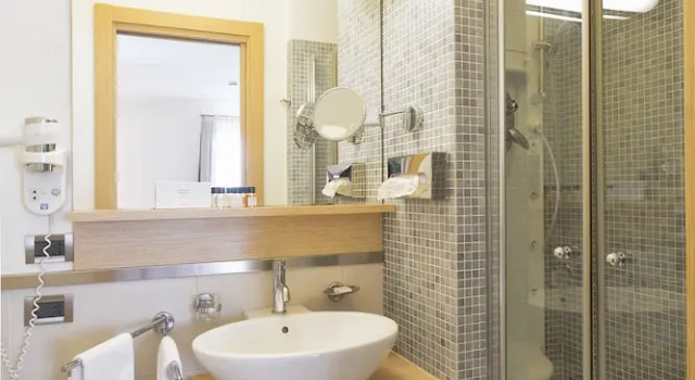 Четырёхместный номер Executive Virgilio Grand Hotel