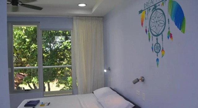 Номер Deluxe Room2Board Hostel and Surf School