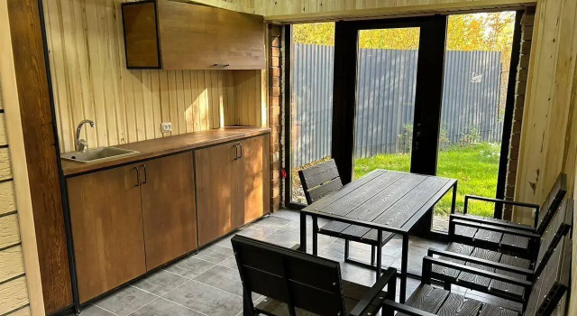 Коттедж Superior Villa Bizon (Вилла Бизон)