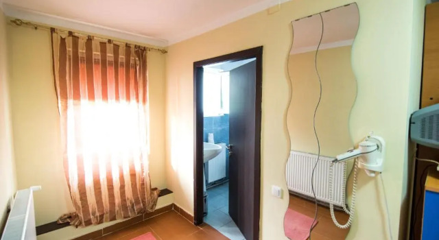 Casa Domneasca, Rezervovat Hotel Baia de Fier Polovragi