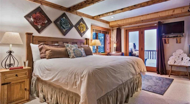 Mountain High Chalet