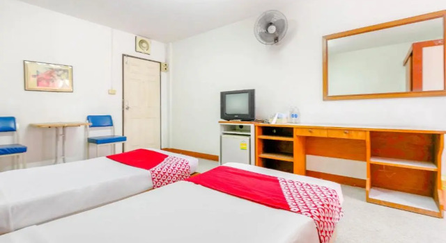 Двухместный номер Deluxe OYO 1161 Sathorn Mansion