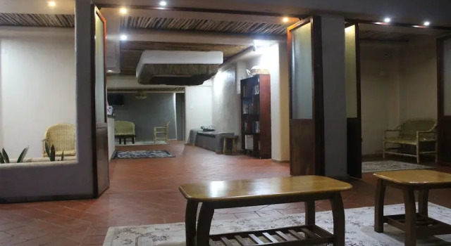 Montane Safaris Hotel, Entebbe, Забронировать Отель Отели Энтеббе 3 звезды, рядом с Victoria Mall Entebbe, 3*