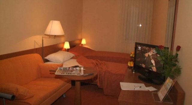 Hotel Kaktus, Забронировать Отель Читлук Федерация Боснии и Герцеговины
