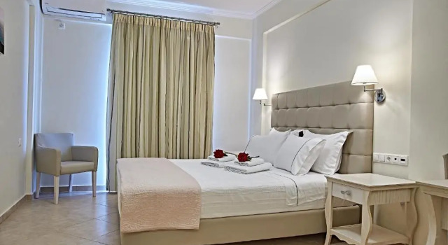 Двухместный номер Standard с частичным видом на море Element Hotel