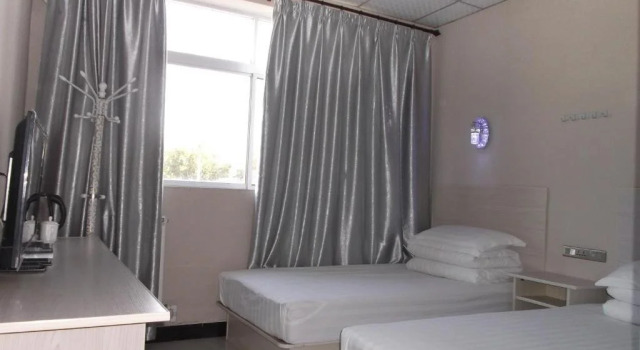 Xianyang Qinhan New City Lan Yuan Inn, Book Hotel Hoteller i Shaanxi med parkering, Parkering
