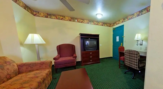 Двухместный люкс c 1 комнатой Country Inn & Suites by Radisson, Elkhart North