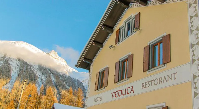Hotel Veduta, Rezervați Hotel S-chanf 